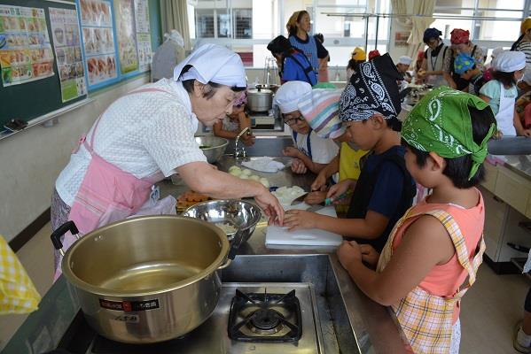 Stop！子どもの食と心の貧困_ボナペティ