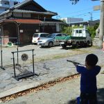 ボナペティ 久留米 フードドライブ　こども食堂　水でっぽうで遊ぶ子供