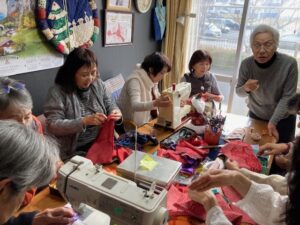 ボナペティ 久留米 2025年手仕事の日　リサイクルバック＆洋服　アップサイクル